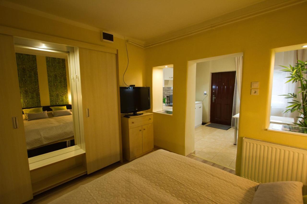 Angyal Apartman Cserkeszőlő Exterior foto